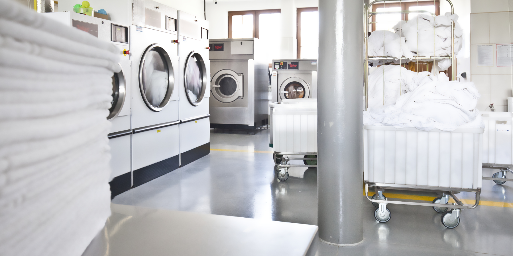 Commercial Laundry 1800X900