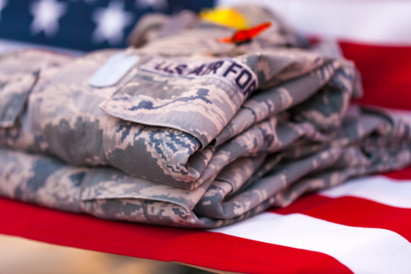 US Military Uniform 600X400